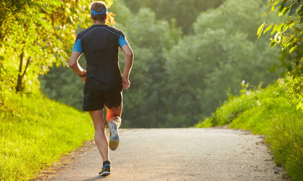 How to start running at 40 training plan and tips hyve